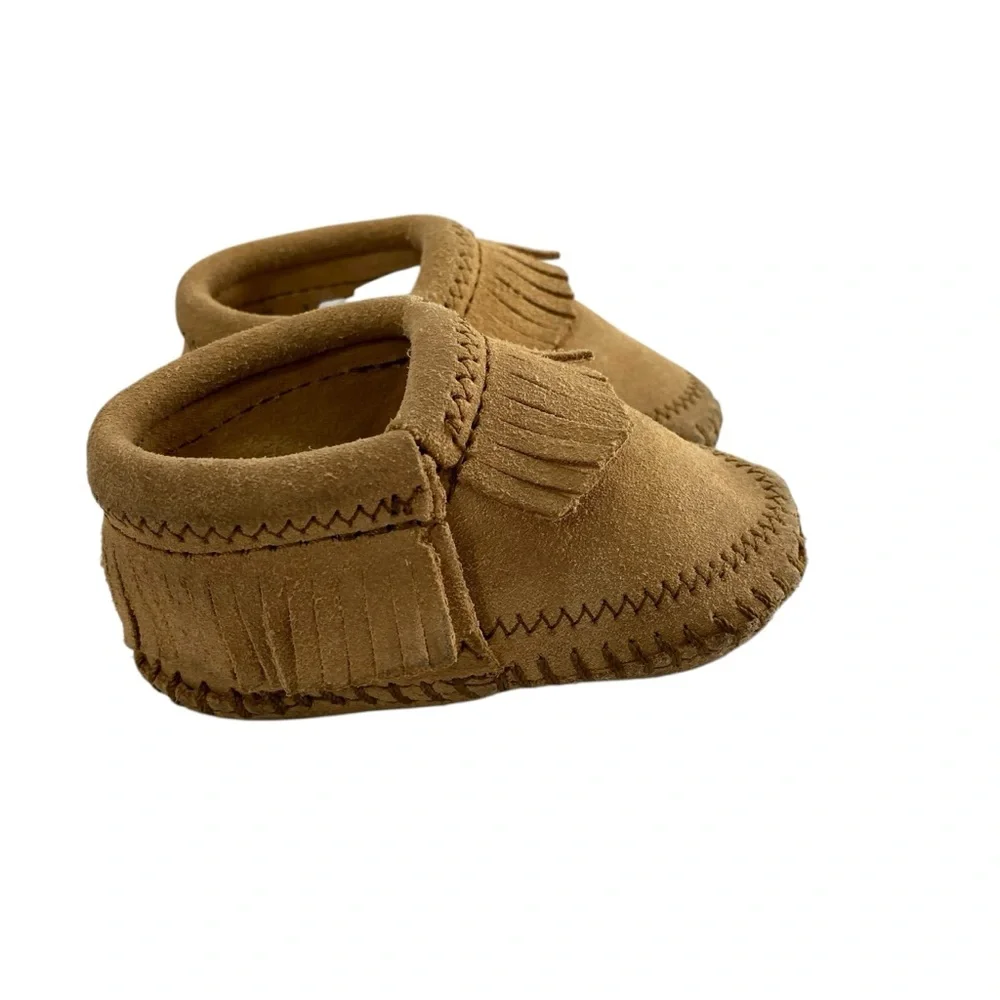 Minnetonka Infant Soft Suede Upper Leather Riley Bootie Fringe Boho Comfy 2 Pull